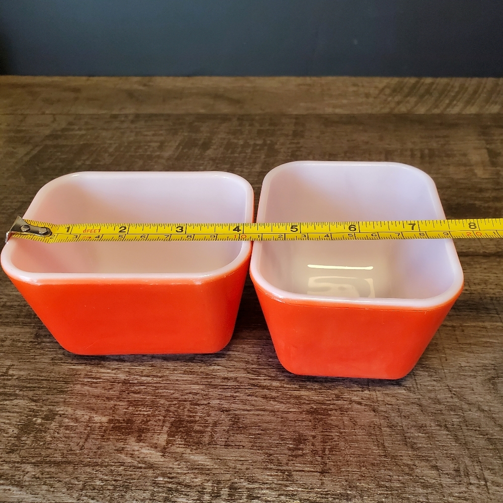Pyrex Vintage Red / Orange Glass Bowls with Lid Refrigerator Storage - Picture 4 of 5